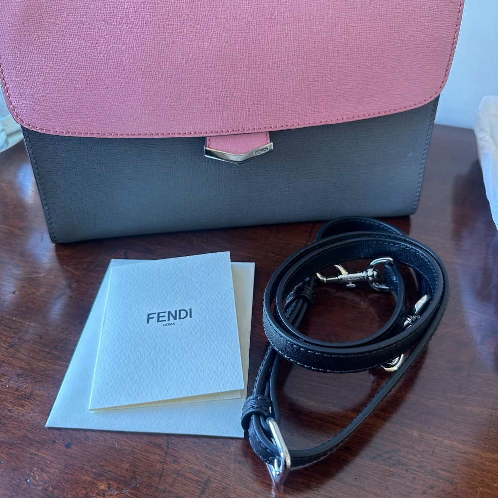 Fendi - Picture 5 of 7